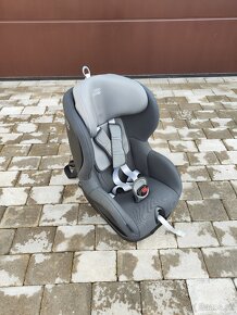 https://www.brendon.sk/britax-romer-trifix2-76-105cm-storm-g - 2