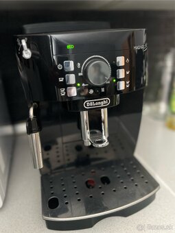 DeLonghi Magnifica S ECAM 22.117B - 2