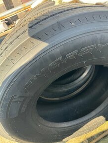 PIRELLI FH 01 385/65 R22,5 vodiace - 2