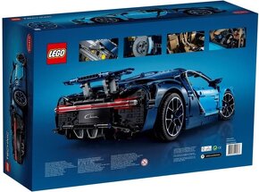 LEGO Technic 42083 Bugatti Chiron - 2