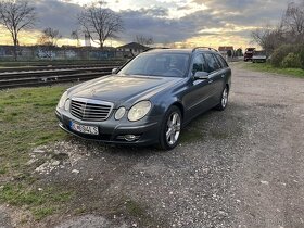 Mercedes Benz E500 4matic T model - 2