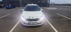 KIA cee´d SW 1,6CRDi VGT GOLD 128k M6 - 2