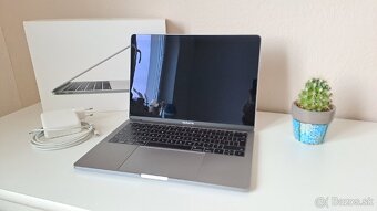 Macbook Pro 13.3" /i5 2,3GHZ/8GB RAM/256 SSD - 2