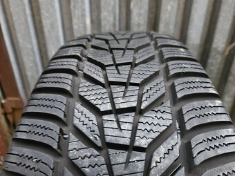 Kvalitné zimné pneu Hankook Winter ICept - 215/65 r17 99V - 2