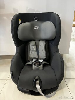 Britax Römer Trifix 2 i-size - 2