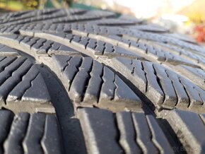 235/55 r18 zimne pneumatiky - 2