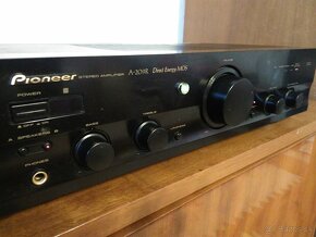 Pioneer stereo amplifier A-209R - 2