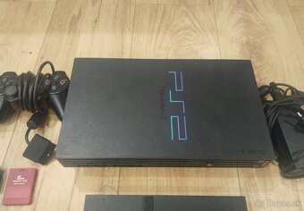 Predám - 2x playstation 2 PS2 Slim  a fat - 2