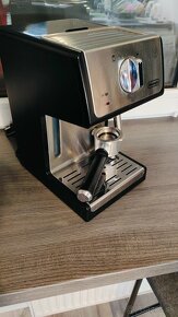 Kavovar delonghi - 2