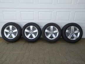 Orig. sada VW, Škoda, Seat 5x112 R17 + pneu 215/65 R17 - 2