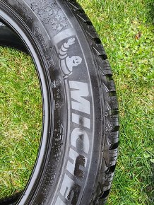 Michelin 215x55 R16 - 2