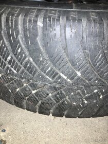 Predám celoročné pneumatiky s diskami 195/60 R15 - 2