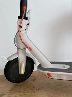 Xiaomi MI Electric Scooter 3 - 2