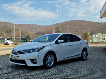 Toyota Corolla 1.6 l Valvematic Executive MDS - 2