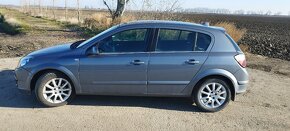 opel astra h - 2