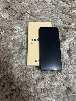 Motorola Moto G35, Čierna 256GB - 2