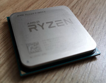 Predám CPU Ryzen 7 - 2