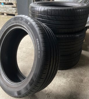 Continental 225/50 r17 - 2