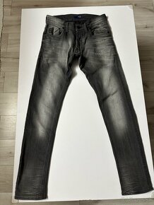 Pánske,kvalitné džínsy G STAR RAW - veľkosť 31/32 - 2