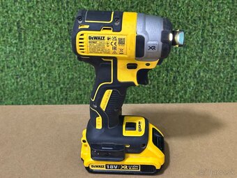 DeWALT DCF887N Aku bezuhlíkový rázový uťahovák 1/4" - 2