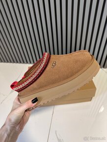 UGG Tazz Chestnut - 2