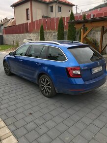 Škoda Octavia - 2