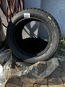 Pneu na vozík 215/50 R12 Wanda - 2