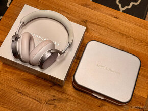 Bang & Olufsen Beoplay H95 Nordic Ice - 2