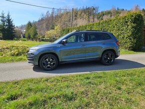 Škoda Karoq 2,0Tsi jen 47 tis.km 140kw 4x4 Sportline - 2