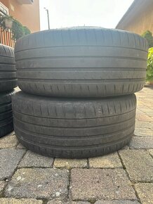 Michelin Pilot Sport 4S 255/40 R20” - 2