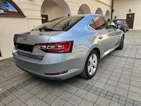 Škoda Superb 1.4 TSI M6 4x4 Style DVD Alcantara ťažné LED Or - 2