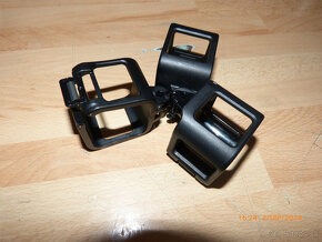 gopro 4 black+2x bateria za 80e - 2