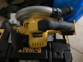 Dewalt DCS570 - 2