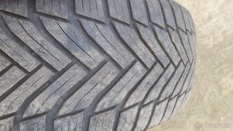 225/55r17 - 2