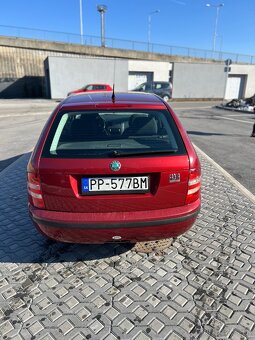 Skoda fabia combi - 2