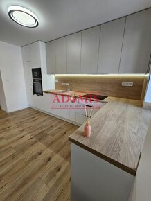 ADOMIS - Predám 2-izbový tehlový byt, 66m2,, TOP lokalita, P - 2