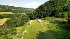 Jedinečná šanca: Exkluzívny stavebný pozemok s panoramatický - 2