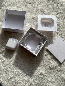 Apple AirPods 2 - 2