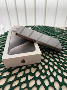 Apple iphone 15 pro 256GB - 2