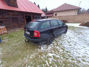 Škoda octavia 1.9 TDI 77kw + elektróny - 2