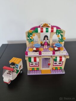 41311 LEGO FRIENDS - Pizzeria v mestečku Heartlake - 2