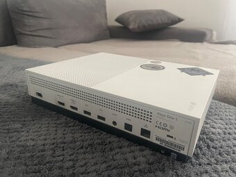 Xbox One S 500GB - 2