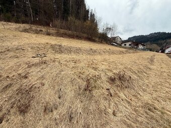 Na predaj rozľahlý pozemok 1364m2 na Zákopčí ( U Kordišov ) - 2