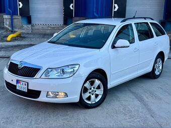 Škoda Octavia Combi 4x4 2.0TDI CR DSG 2013 Swiss Top - 2