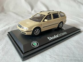 ABREX 1:43 Škoda Octavia 1 Combi - 2