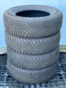 PREDÁM 4 kusy zimné pneumatiky HANKOOK 215/65 R16 98H - 2