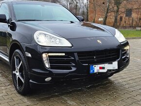 Porsche Cayenne  Diesel - 2