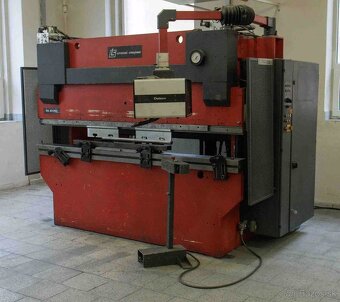 HOL 80/2500 / ohraňovací lis CNC - 2