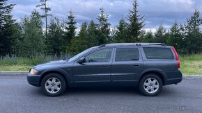Volvo XC70 XC 70 D5 Momentum A/T AWD, 137kW, A6, 5d. - 2
