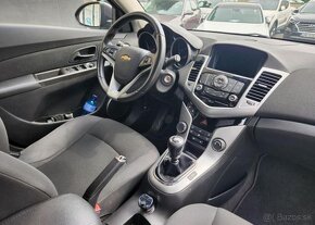 Chevrolet Cruze 2.0-6rychl.-serv.hist.-5dvéř. - 2